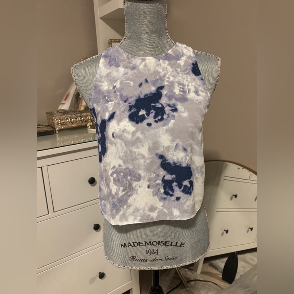 Wilfred White and Blue Sleeveless Crop Top